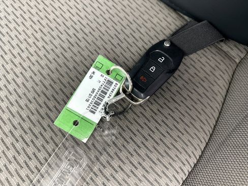 Used 2022 Ford F250 XLT image 11