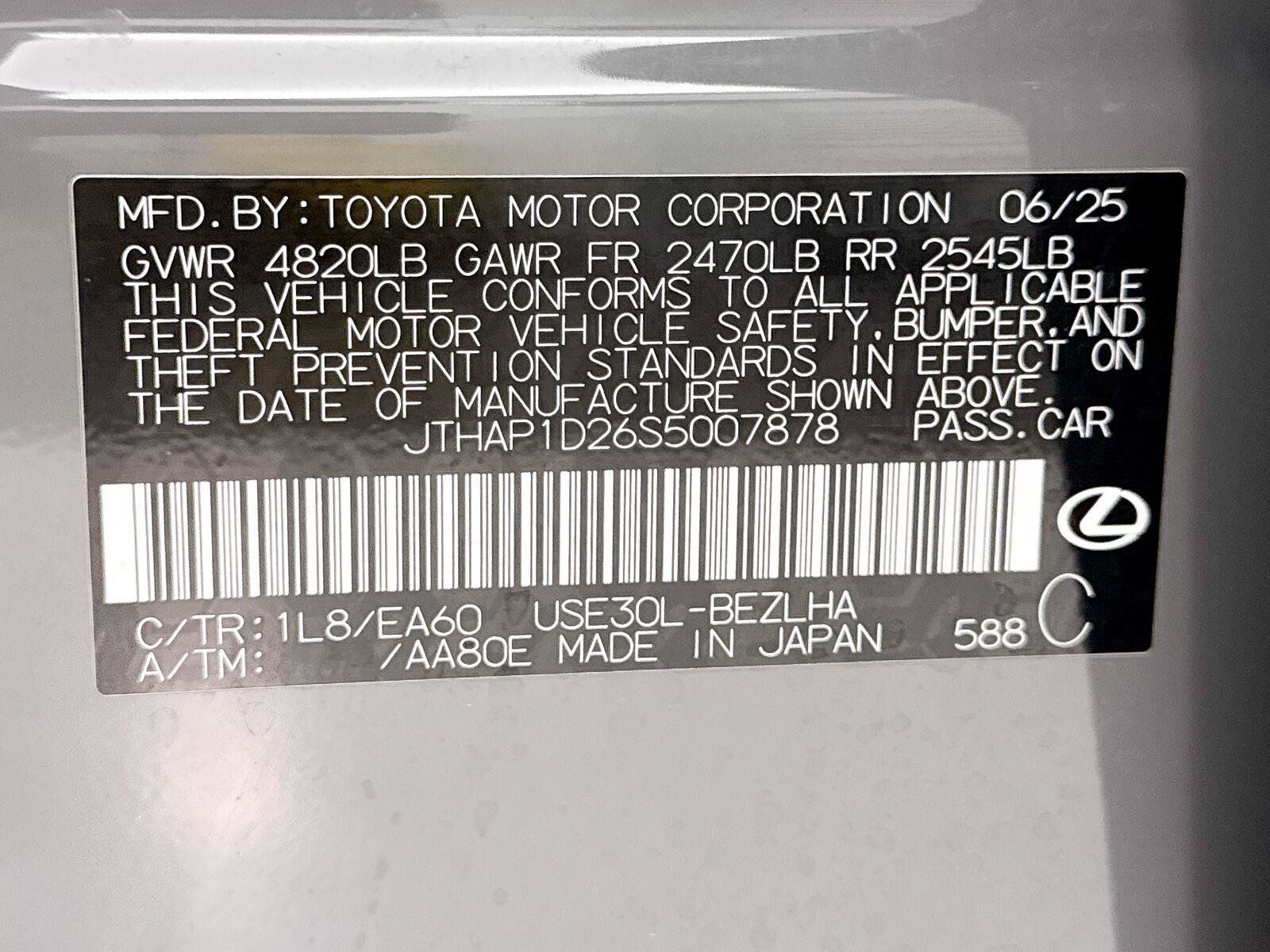 Used 2025 Lexus IS 500 RWD image 42