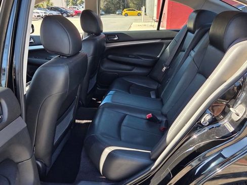 Used 2015 INFINITI Q40 AWD w/ Navigation Package image 10