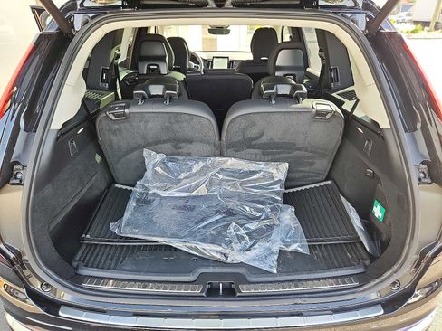 Used 2026 Volvo XC90 B6 Plus w/ Protection Package Premier AWD/4WD image 26