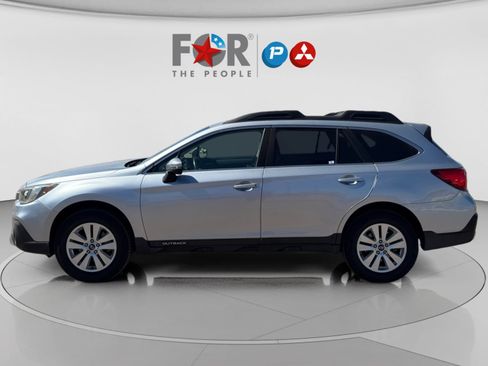 Used 2019 Subaru Outback 2.5i Premium image 10