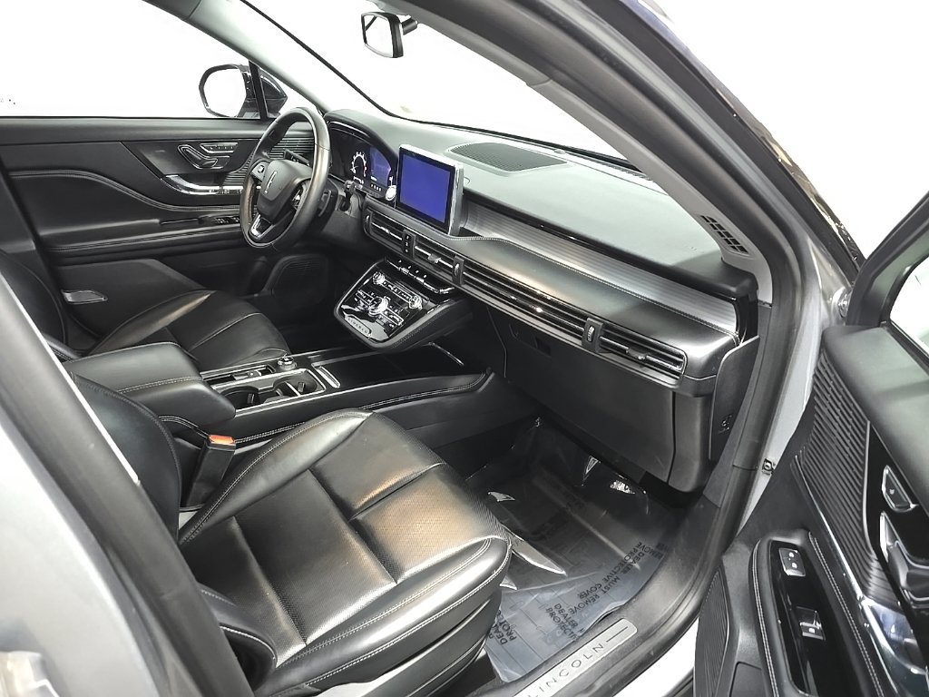 Used 2022 Lincoln Corsair AWD w/ Equipment Group 101A image 17
