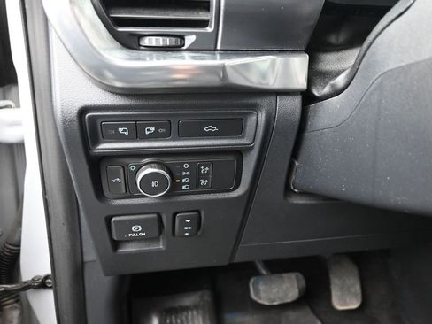 Used 2021 Ford F150 Lariat w/ Equipment Group 502A High image 17