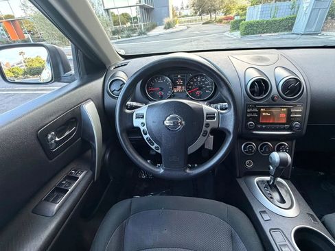 Used 2013 Nissan Rogue S w/ Special Edition Pkg AWD/4WD image 15