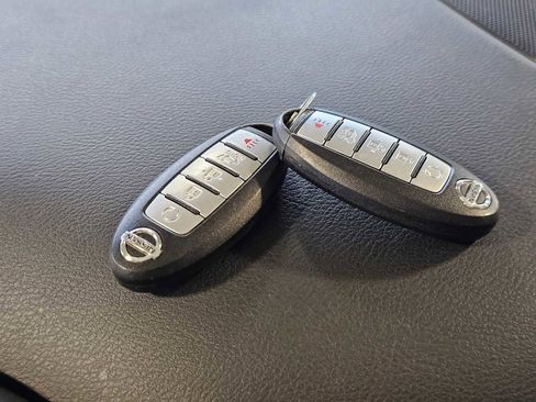 Used 2017 Nissan Murano Platinum w/ Platinum Technology Package image 42