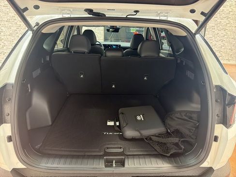 Used 2026 Hyundai Tucson SEL FWD image 13