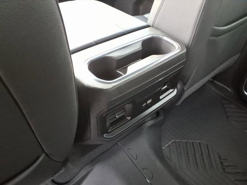 Used 2024 Chevrolet Silverado 1500 LT Trail Boss w/ Convenience Package II AWD/4WD image 34