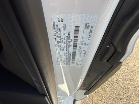 New 2026 Ford Transit 250 148 Medium Roof w/ Load Area Protection Package image 9