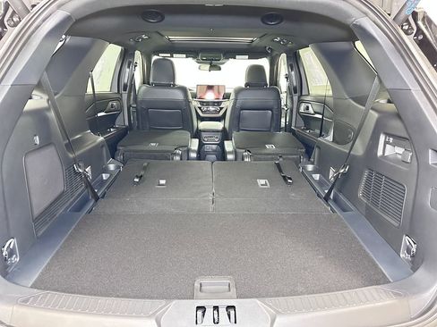 New 2026 Ford Explorer ST-Line image 18