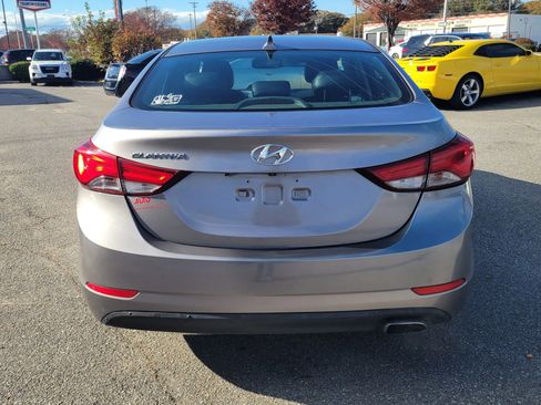 Used 2015 Hyundai Elantra Sport FWD image 4