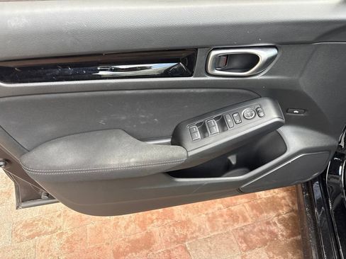 Used 2023 Honda Civic EX image 11