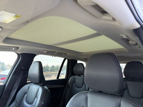 Used 2023 Volvo XC90 B6 Ultimate w/ Protection Package Premier AWD/4WD image 17
