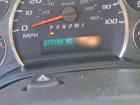 Used 2014 Chevrolet Express 2500 Extended image 7