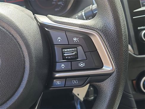 Used 2023 Subaru Crosstrek 2.0i image 18