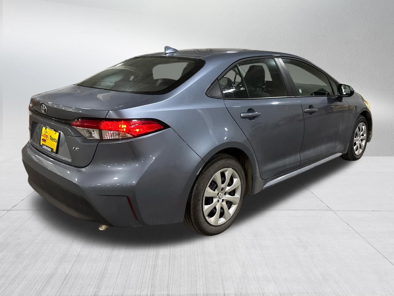 Used 2025 Toyota Corolla LE FWD image 6