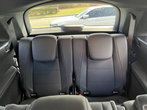 Certified 2025 Mercedes-Benz GLS 450 4MATIC image 34