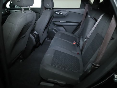 Used 2020 Chevrolet Blazer LT FWD image 14