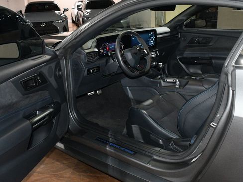 Used 2024 Ford Mustang Dark Horse RWD image 47