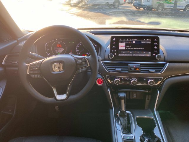 Used 2019 Honda Accord EX image 6