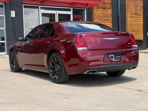 Used 2019 Chrysler 300 Touring w/ Sport Appearance Package RWD image 14