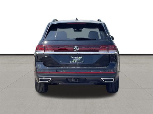 New 2026 Volkswagen Atlas SE image 6