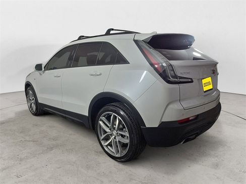 Used 2019 Cadillac XT4 Sport image 3