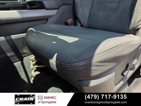Used 2022 RAM 2500 Big Horn w/ Level C Equiment Group AWD/4WD image 22