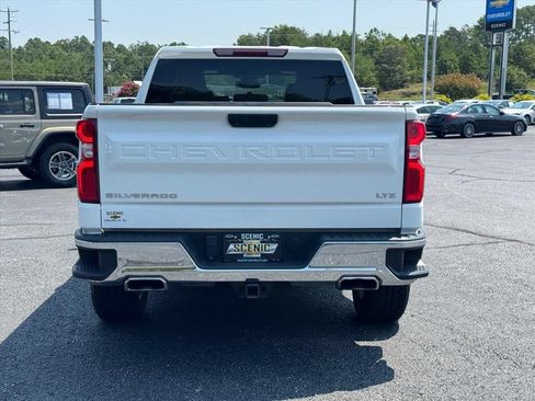 Used 2024 Chevrolet Silverado 1500 LTZ AWD/4WD image 4