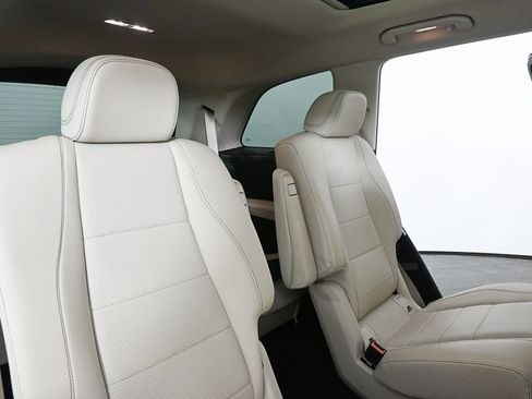 Certified 2023 Mercedes-Benz GLS 450 4MATIC image 21