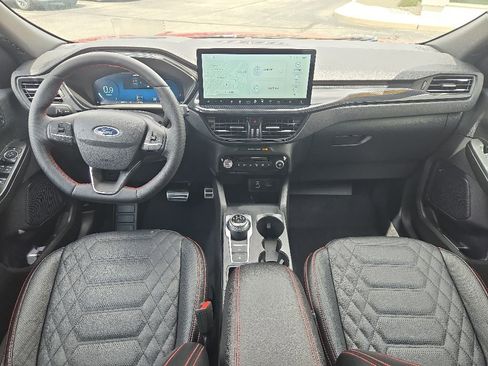 Used 2024 Ford Escape ST-Line Elite w/ Premium Technology Package AWD/4WD image 43
