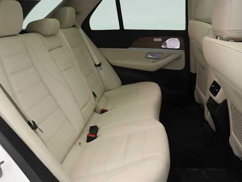 Certified 2022 Mercedes-Benz GLE 580 4MATIC image 29