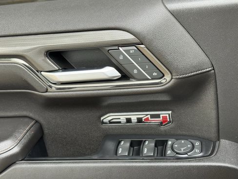 Used 2022 GMC Sierra 1500 AT4 w/ Technology Package image 26