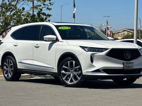 Used 2024 Acura MDX FWD w/ Technology Package image 2