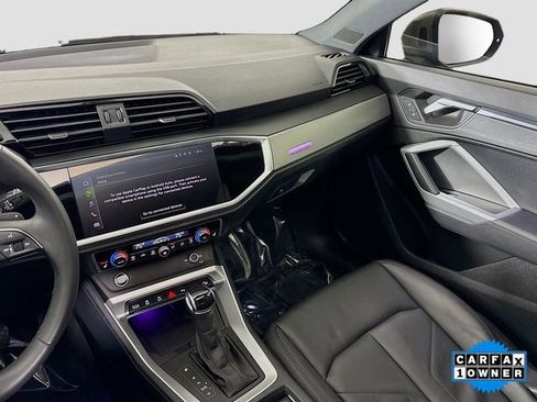 Used 2024 Audi Q3 2.0T Premium Plus image 23