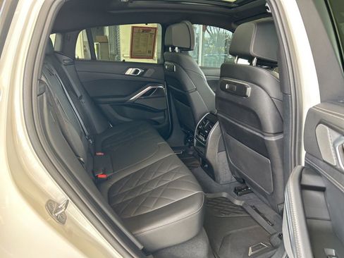 Used 2024 BMW X6 M60i w/ Climate Comfort Package image 29