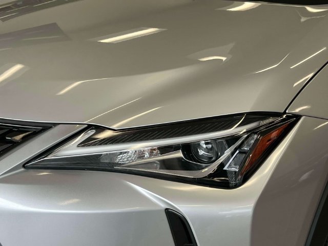 Certified 2020 Lexus UX 250h w/ Premium Package AWD/4WD image 10
