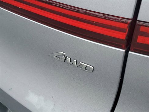 Used 2023 Genesis GV70 2.5T w/ Advanced Package image 7