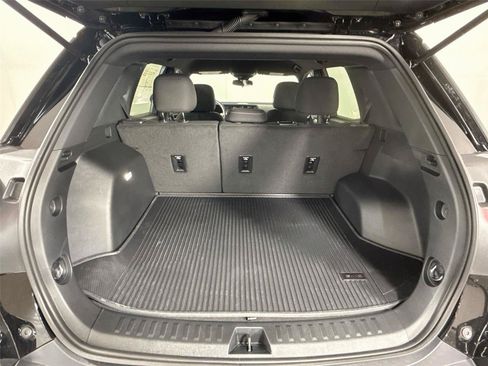 New 2027 GMC Terrain Elevation AWD/4WD image 18
