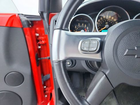 Used 2003 Chevrolet SSR w/ Preferred Equipment Group image 19