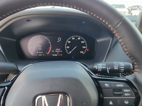 Used 2025 Honda HR-V Sport image 36