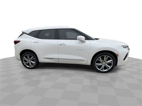 Used 2020 Chevrolet Blazer Premier w/ Driver Confidence II Package image 9