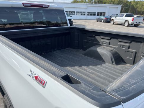 Used 2023 GMC Sierra 1500 Elevation w/ X31 Off-Road Package image 11