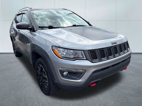 Used 2020 Jeep Compass Trailhawk image 5