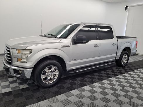 Used 2016 Ford F150 XLT w/ Equipment Group 301A Mid RWD image 2