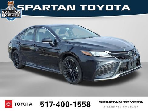 Used 2023 Toyota Camry XSE image 5