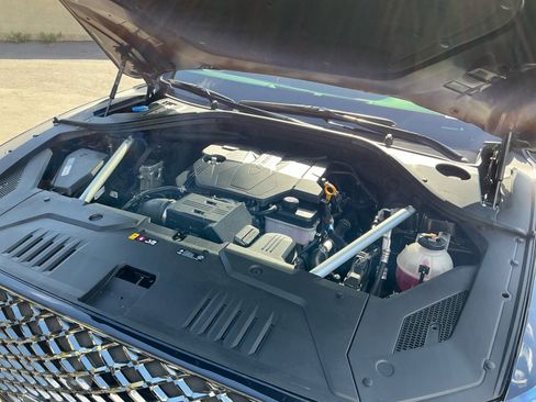 Used 2023 Genesis GV70 2.5T w/ Sport Prestige Package image 23