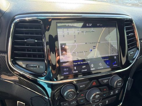 Used 2019 Jeep Grand Cherokee SRT AWD/4WD image 11