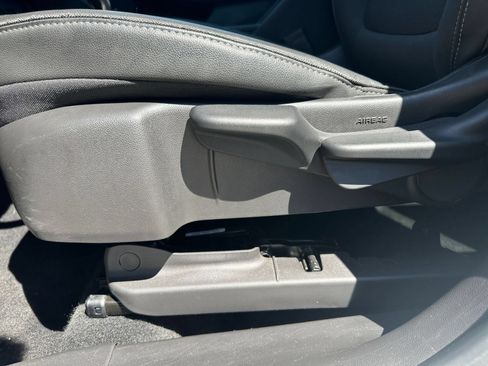 Used 2025 Buick Encore GX Preferred FWD image 22