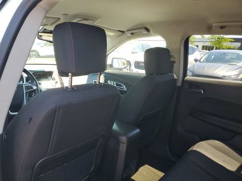 Certified 2017 Chevrolet Equinox LT w/ Convenience Package FWD image 9