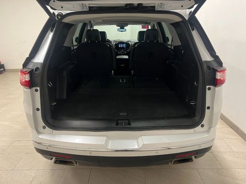 Used 2018 Chevrolet Traverse Premier image 18